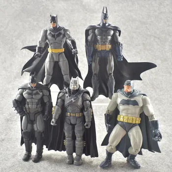 Hakiki D-C Comics Batmans Eylem şekilli kalıp Oyuncaklar Karikatür Süper Kahramanlar Batmans Rakamlar DollsCollectibles çocuklar için doğum günü hediyesi