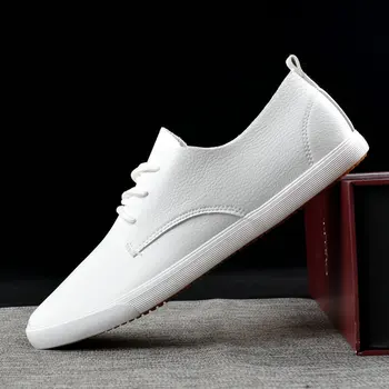Moda Marka Erkek rahat ayakkabılar Deri Dantel-up Nefes Yumuşak Beyaz Tasarımcı Sneakers Casual Flats erkek Mokasen İlkbahar / Sonbahar