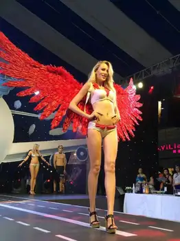 Seksi kırmızı Moda melek kanatları özelleştirmek Büyük boy Tüy kanatları sahne performansı cosplay sahne