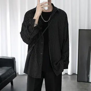 Siyah Beyaz Çizgili Gömlek Erkek Sonbahar Harajuku Erkek Rahat Uzun Kollu Gömlek Üstleri Streetwear Kore Hip Hop Adam Gevşek Bluz
