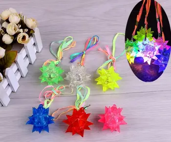 Yanıp sönen Kristal Yıldız Kolye Çocuklar Parlayan Light-Up Kauçuk Gezegen Kolye Oyuncak Takı Parti İyilik Goodie Çanta Dolgu 25 adet