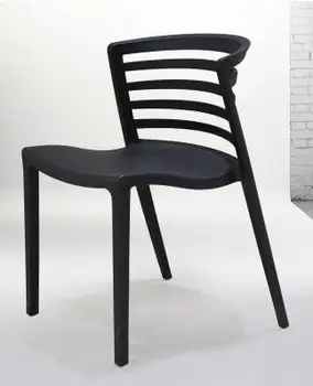 Yemek sandalyesi. Şık ve sade boş sandalye.Kahve sandalyesi